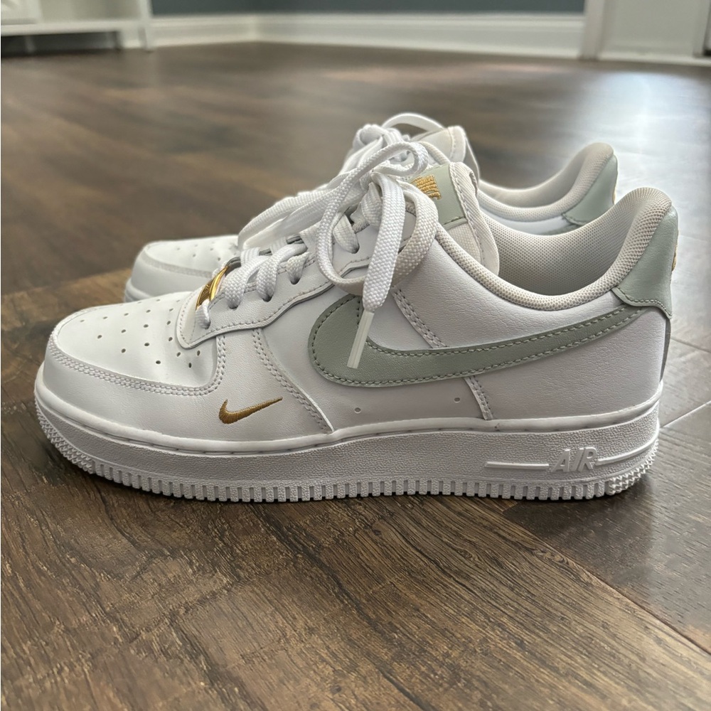 Sage green air forces